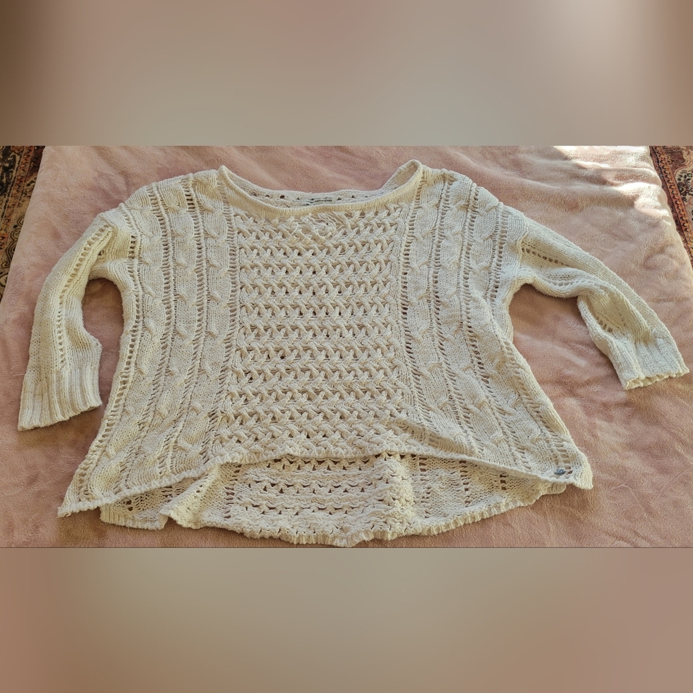 American Eagle Outfitters Ivory Knit Sweater
